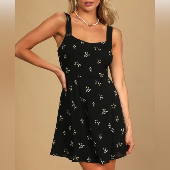 Lulu’s First Pick Forever Black Floral Print Mini Dress L - Picture 2 of 11